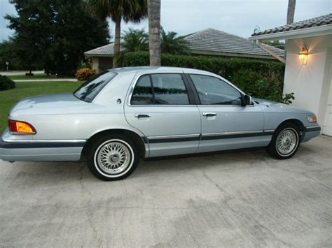 1992 Mercury Grand Marquis - Information and photos - Neo Drive