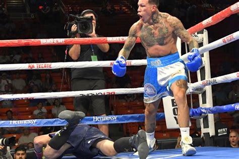 Max Boxing - News - Given little chance to win, Gabriel Rosado scores ...