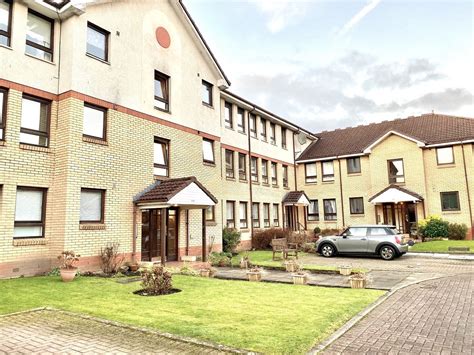 14 Woodlands Court Thornliebank - Central Letting Services | Letting Agents Glasgow