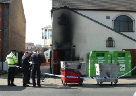 Luton: police probe mosque fire | Islamophobia Watch