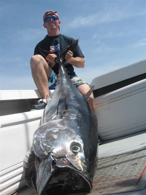 Tuna Fishing Charters in Massachusetts Catch Bluefin Tuna.