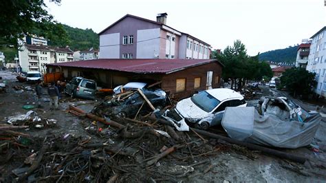 Devastation in Turkey due to intense floods that hit the northwest of ...