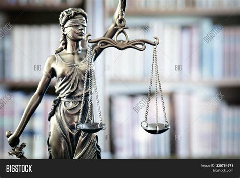 Legal Law Statue Lady Image & Photo (Free Trial) | Bigstock