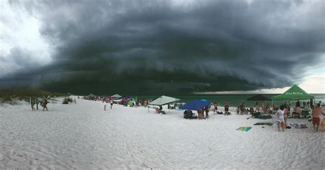 Storm on the beach in Destin, FL : r/weather