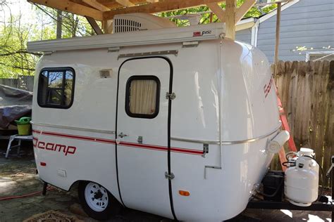 2017 Scamp 13' travel trailer in Social Circle, GA