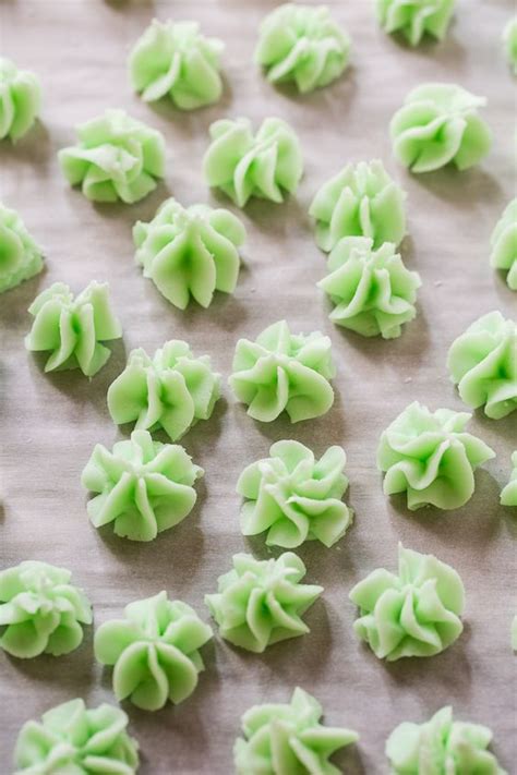 Cream Cheese Mints | Recipe | Cream cheese mints, Christmas candy recipes, Candy recipes