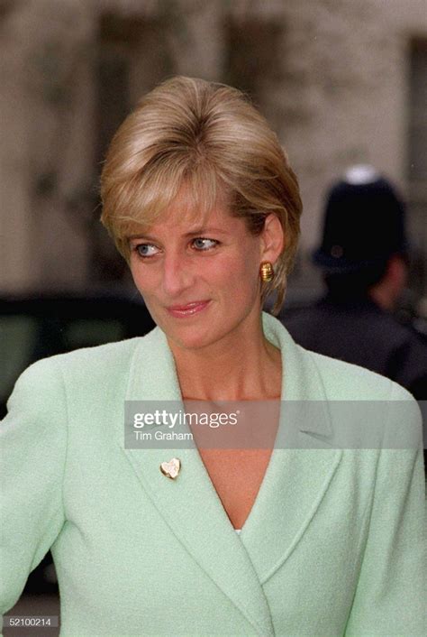 News Photo : Diana , Princess Of Wales, Opening The New Renal... Princess Alexandra, Princess ...