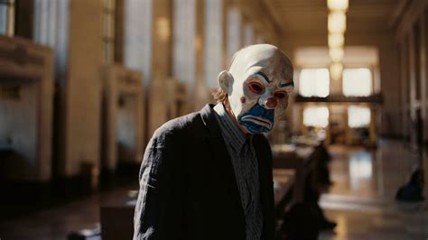 Christopher Nolan’s Synchronized Heights in The Dark Knight | Observer