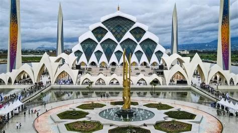 Inspirasi Arsitektur Masjid Al Jabbar dari Rumus Matematika, Nama dari ...