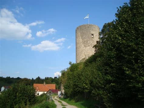 Countryside Trip » Blog Archive » Schlossberg, A Castle Ruin in Hohenfels, Bavaria, Germany