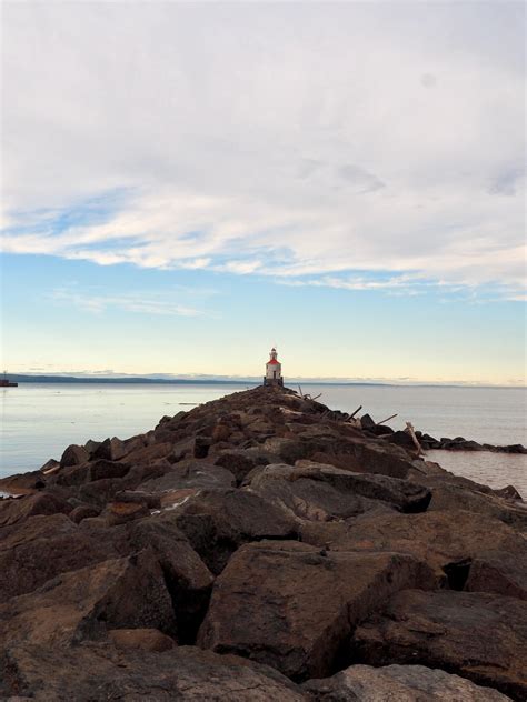 Superior Entry Lighthouse - Wisconsin Point Lighthouse - Lake Superior ...