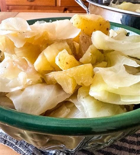 Boiled Cabbage and Potato Recipe: A Classic Dish - The How-To Home