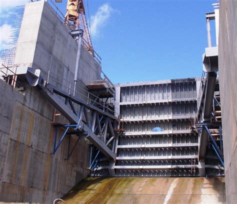 Radial Gates - Vortex Hydra Dams