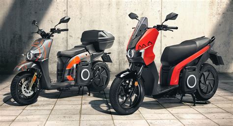 SEAT Launches Electric eScooter 125 And eKickScooter 65 Under New ...