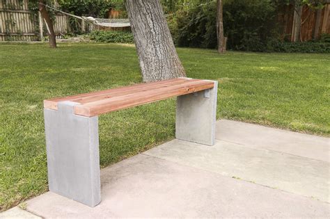 Remodelaholic | Modern Outdoor DIY Concrete Bench with Redwood Seat