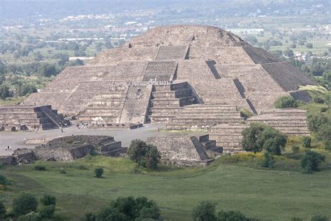 Historical Downtown Mexico City & Teotihuacan Pyramids Mezcal Tasting ...