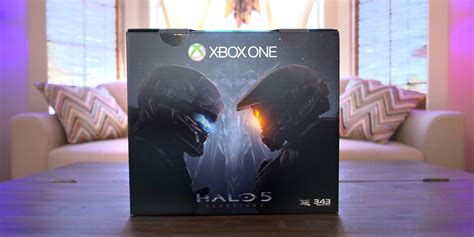 Unboxing and Review: Halo 5 Xbox One Limited Edition Console Bundle [Video]