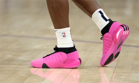 PHOTOS: Anthony Edwards’ pink adidas shoes and other NBA sneakers of the week | HoopsHype