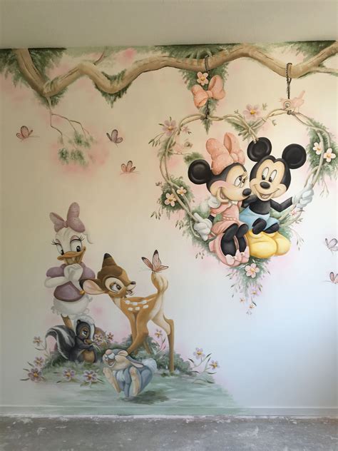 Wandtattoo Kinderzimmer Disney Dumbo / Of mice and pink pachyderms on parade. - Dengan Santai