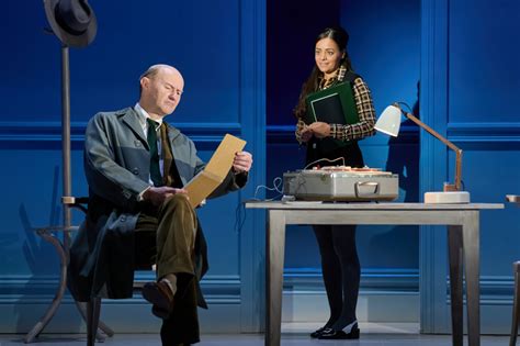 The Motive and the Cue, National Theatre, review: Mark Gatiss is mesmerising in Jack Thorne's ...