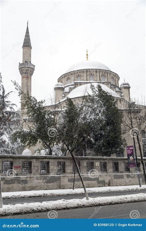 Sisli Mosque Under Snow, Sisli District of Istanbul, Turkey Editorial ...