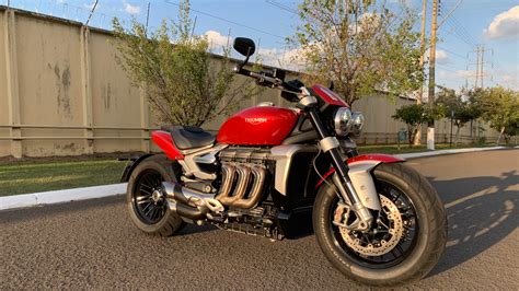 Triumph Rocket 3 2023: Preços, Ficha Técnica, Consumo e Cores