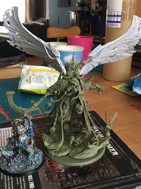 Okay, so is Guilliman tragically small or is Mortarion overly large ...