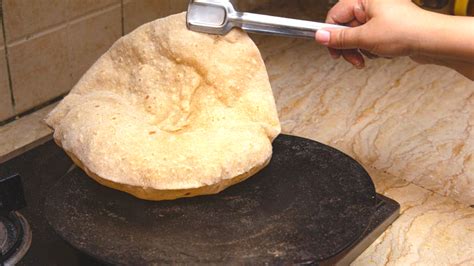 Calories In One Roti (Chapati): Is Chapati Healthy?