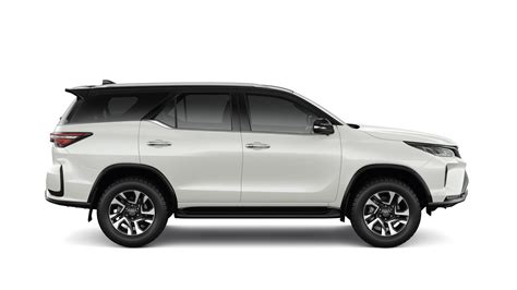 FORTUNER 2.8 4x2 LTD AT - Toyota Alabang