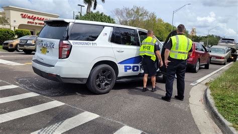 Bradenton Police Officer struck by driver while directing traffic ...