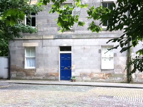 The Book Trail 44 Scotland Street - The Book Trail