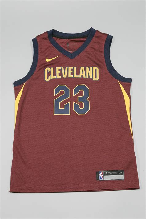 CLEVELAND CAVALIERS NIKE SWINGMAN ICON JERSEY LEBRON JAMES- YOUTH ...