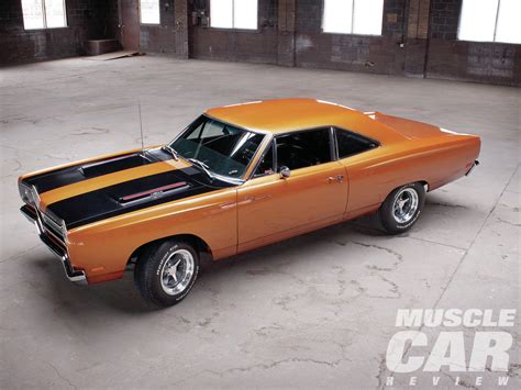 1969 Plymouth Road Runner - The Family Hemi - Muscle Car Review - Hot ...