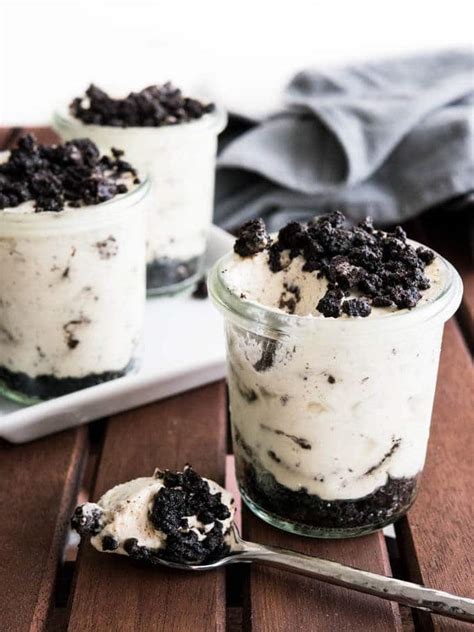 Oreo No Bake Cheesecake Parfaits | Plated Cravings