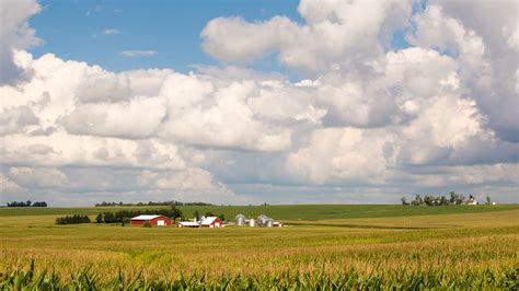 Photo By Jim Glab, Scenic Farms Dot The Rolling Landscape, 52% OFF