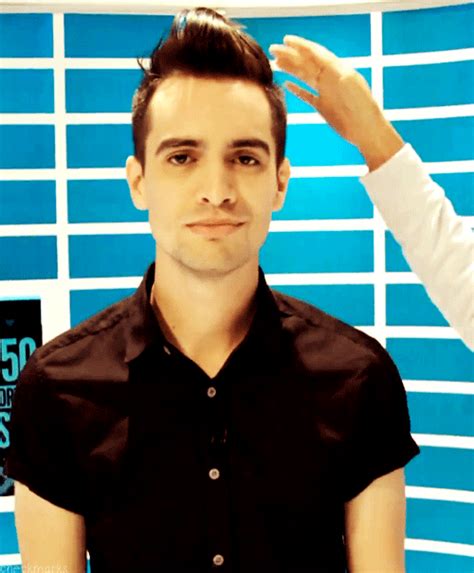 31 GIFs That Show Why We Love Brendon Urie Brendon Urie Memes, Death Of A Bachelor, Nerd Girl ...