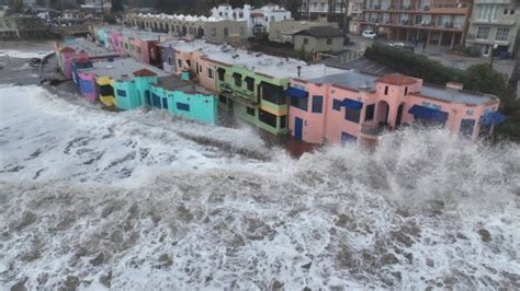 Storm surge like tsunami strikes California! Major damage in Capitola ...