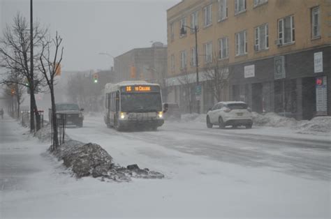 Canada Post halts Thunder Bay mail deliveries over 'extreme weather ...