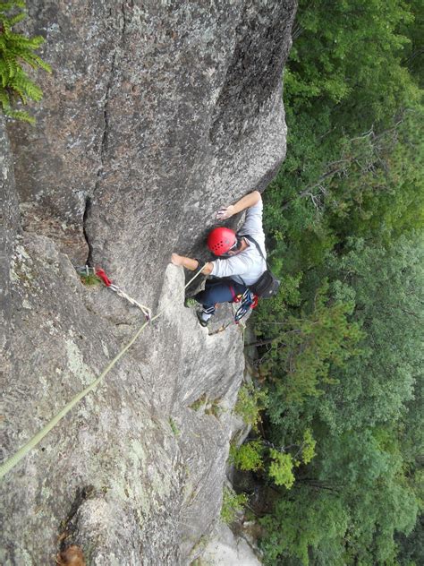 World of Seungmo: Cathedral Ledge climbing