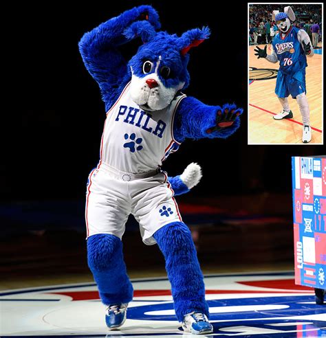 76Ers Mascot Hip Hop - Nba Europe Tour 2006 Philadelphia 76ers Vs ...