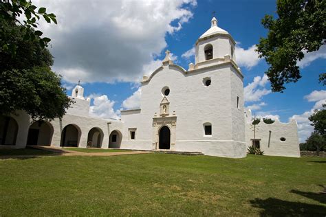 Visiting the Spanish Missions in Texas - WanderWisdom