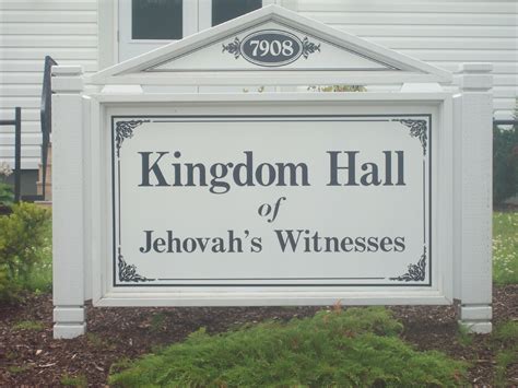 Jehovah's Witness pleads with judge not to jail his attackers