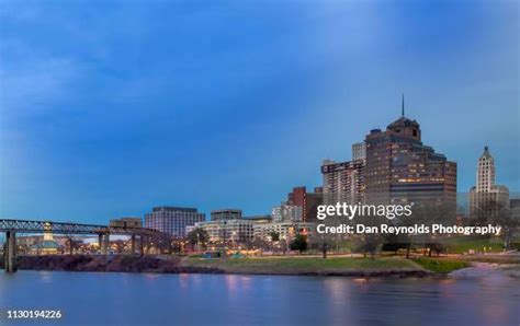 Memphis Skyline Night Photos and Premium High Res Pictures - Getty Images