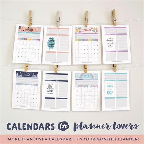 Free Printable {Hand Lettered} 2017 Calendar - Dress up your desk!