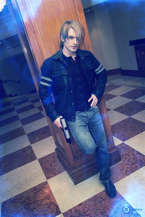 Leon S.Kennedy Cosplay by Leon Chiro Cosplay Art 2 by ...