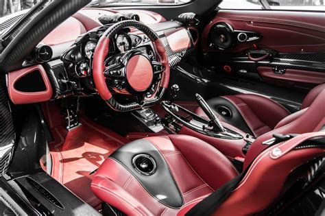 Pagani Huayra interior : Autos