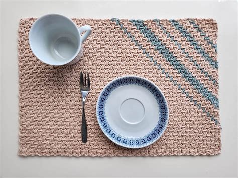 Modern Crochet Placemat Pattern (Free) - Seashore Bliss Placemat - Made ...