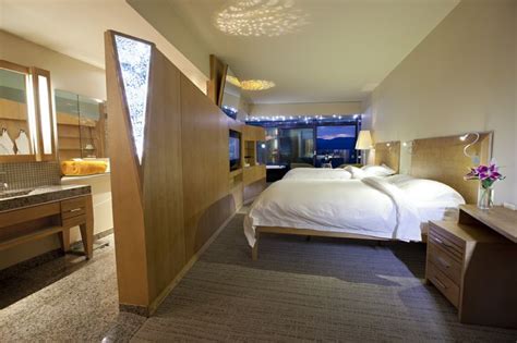 Sparkling Hill Resort | Okanagan Resort | BC Resort | Luxury rooms, Luxury spa resort, Hills resort