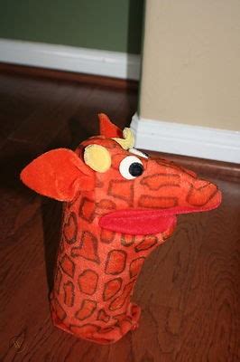 BABY EINSTEIN GIRAFFE PUPPET | #412907001