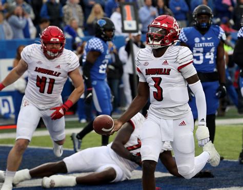 See Lamar Jackson congratulate Louisville QB Malik Cunningham on ...